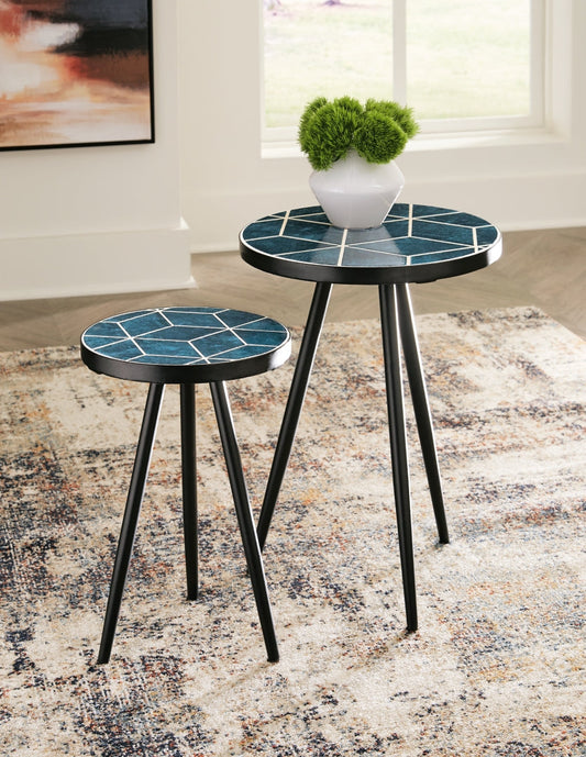 Clairbelle Accent Table (Set of 2) Ashley