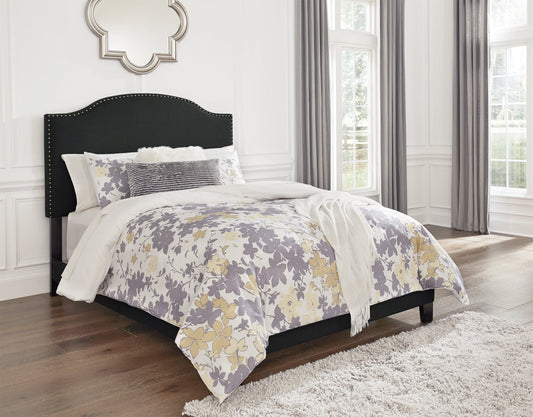 Adelloni Queen Upholstered Bed Ashley