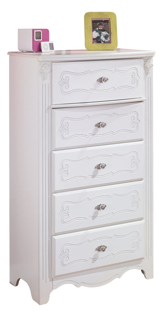 Exquisite Chest of Drawers Ashley