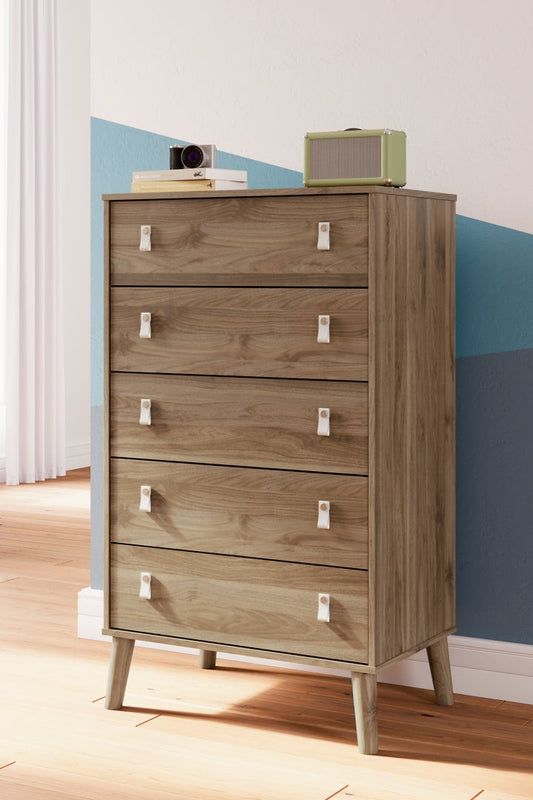 Aprilyn Chest of Drawers Ashley